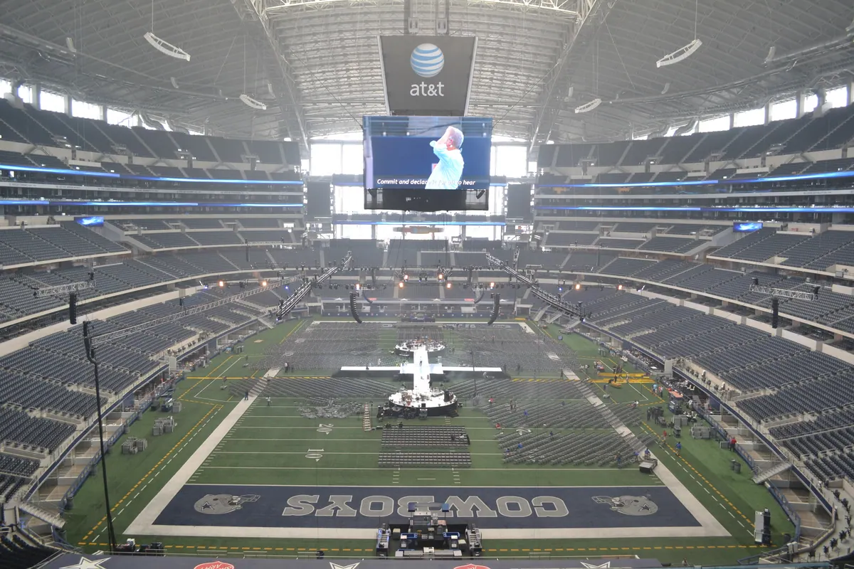 Center-field stage under the videoboard, AT&T Stadium