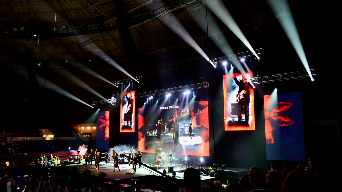 Arena concert lighting