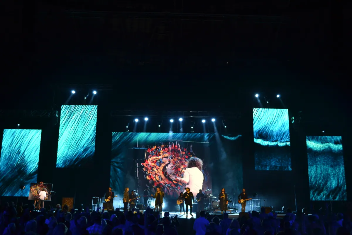 Arena concert, LED columns