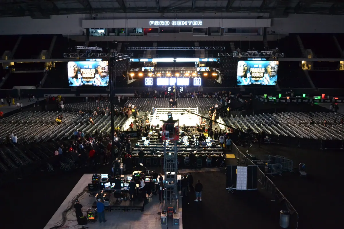 Boxing at Ford Center, Ford Center at The Star