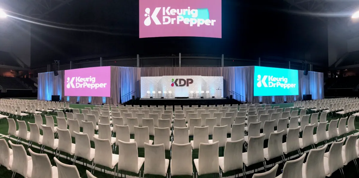 Corporate meeting stage on the turf, Ford Center at The Star