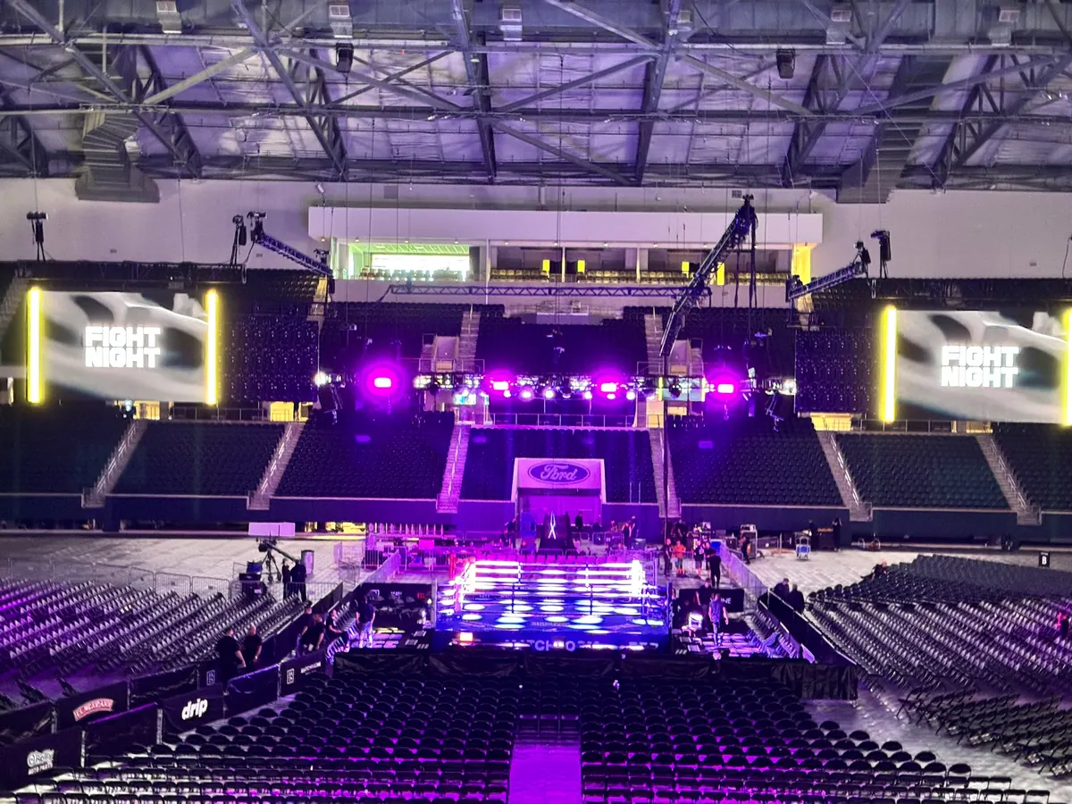 Boxing ring and broadcast lighting, Ford Center at The Star